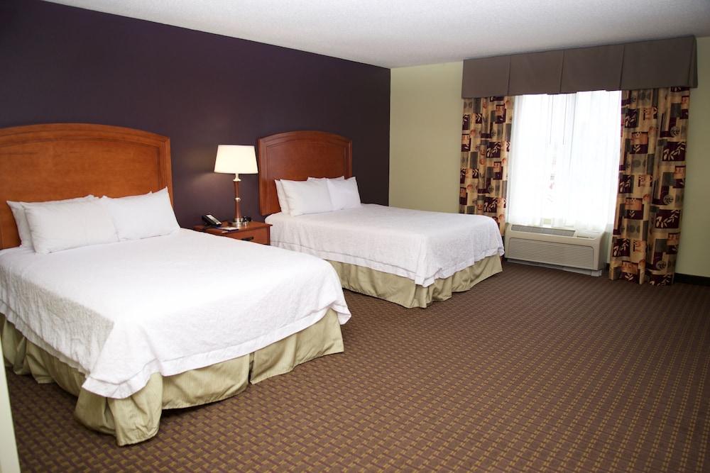 Hampton & Moline-quad Int'l Aprt Hotel Moline